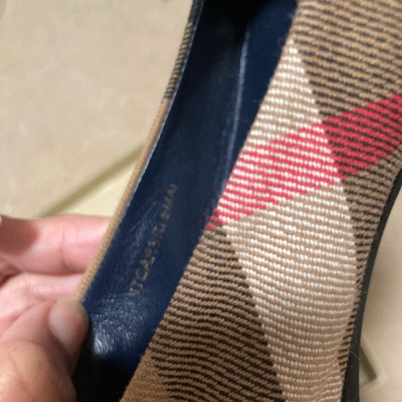 Burberry child Navy Ballet Flats - Picture 4 of 8